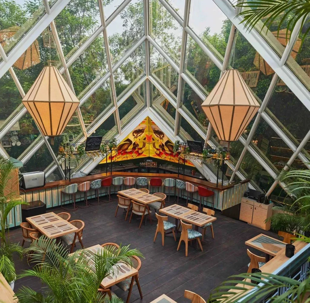 Monkey bar, trending cafe